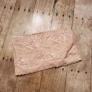 Nude Lace Scalloped Strapless Bralette